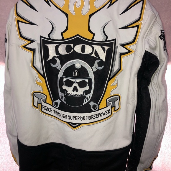 Icon Crest Jacket , Genuine Leather lining, 100% Polyester. New with tags. - Picture 2 of 11